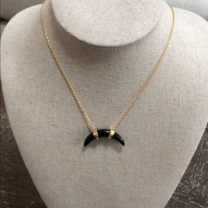 Stella & Dot Arc Pendant Necklace